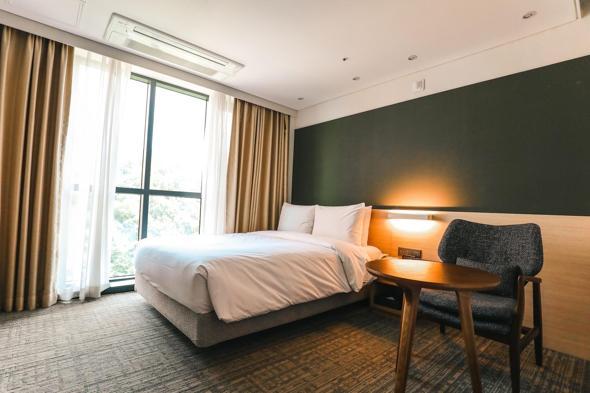 On City Hotel Τσεονάν Εξωτερικό φωτογραφία