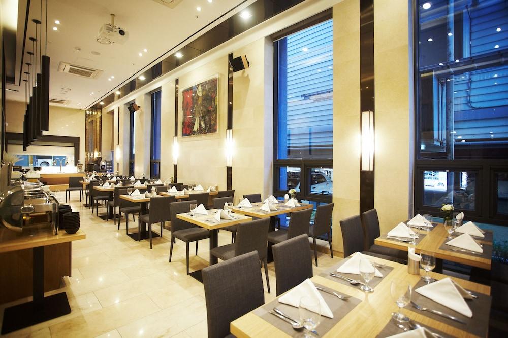 On City Hotel Τσεονάν Εξωτερικό φωτογραφία